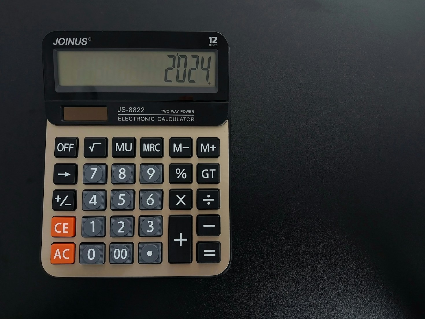 How a Tax Calculator Simplifies Your Finances